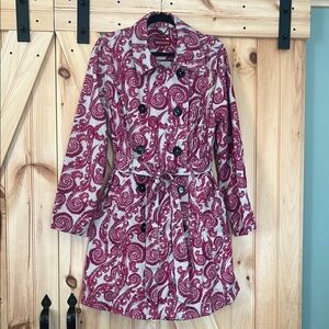 Stylish Pink and cream paisley Patterned Coat XXL